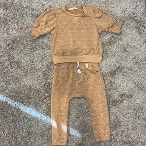 24 mo Jessica Simpson little girls outfit
